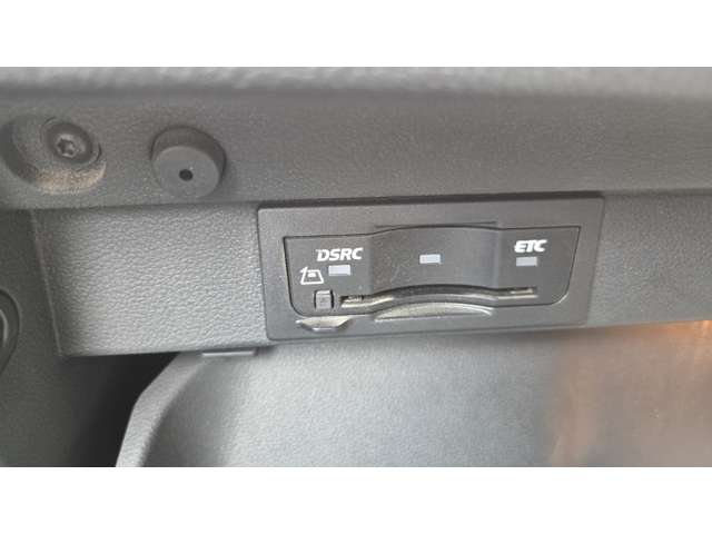 フォルクスワーゲン ゴルフトゥーラン ＴＳＩ　コンフォートライン H29年 (関東) 99