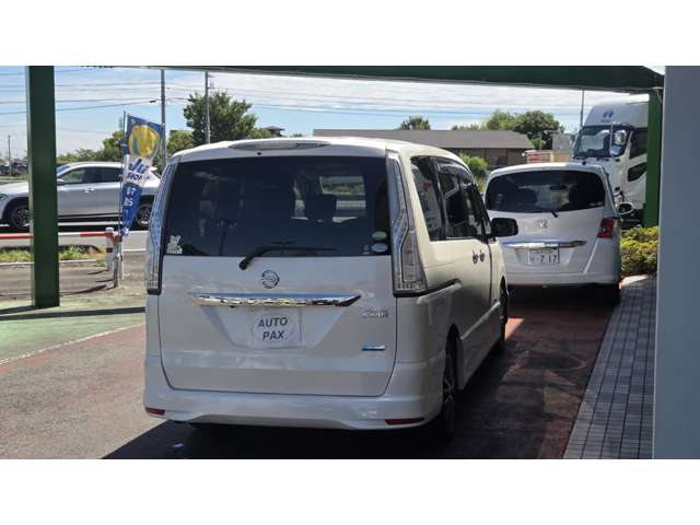 日産 セレナ ２．０ ハイウェイスター Ｖセレクション＋ＳＡＦＥＴＹ Ｓ－ＨＹＢＲＩＤ H27年 (関東) 99