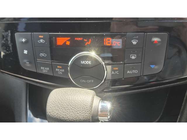 日産 セレナ ２．０ ハイウェイスター Ｖセレクション＋ＳＡＦＥＴＹ Ｓ－ＨＹＢＲＩＤ H27年 (関東) 99