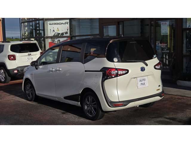 トヨタ シエンタ　ハイブリッド ハイブリッド １．５ Ｇ クエロ R1年 (関東) 99