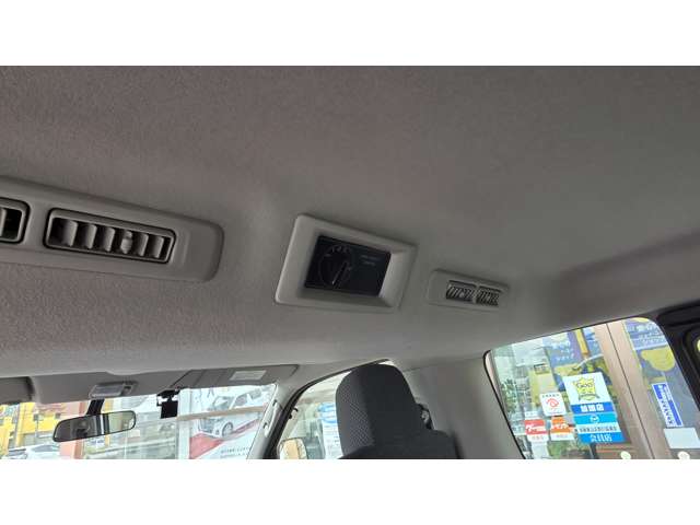 日産 ＮＶ３５０キャラバン　ワゴン ２．５ ＤＸ ロングボディ 低床 H29年 (関東) 99