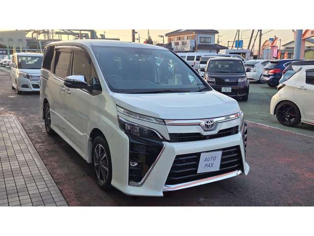トヨタ ヴォクシー ２．０ ＺＳ 煌ＩＩ R2年 (関東) 99