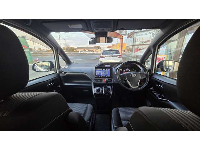 トヨタ ヴォクシー ２．０ ＺＳ 煌ＩＩ R2年 (関東) 99