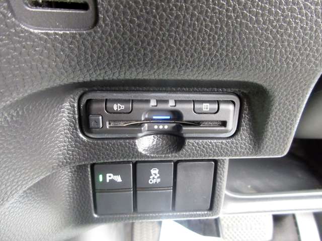 ホンダ Ｎ　ＢＯＸ カスタム ６６０ Ｌ ターボ R3年 (関東) 99
