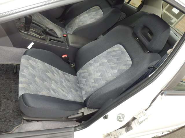日産 スカイライン ２．０ ＧＴ H11年 (関東) 99