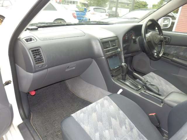 日産 スカイライン ２．０ ＧＴ H11年 (関東) 99