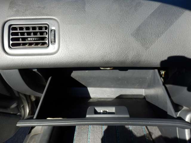 ホンダ シビック １．５ ＶＴＩ H11年 (関東) 99
