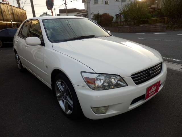 トヨタ アルテッツァ ２．０ ＡＳ２００ Ｌエディション H13年 (関東) 99