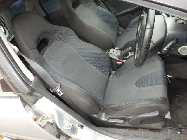 スバル インプレッサワゴン ２．０ ＷＲＸ ４ＷＤ H15年 (関東) 99