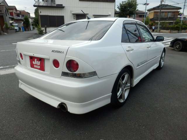 トヨタ アルテッツァ ２．０ ＡＳ２００ Ｚエディション H12年 (関東) 99