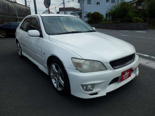 トヨタ アルテッツァ ２．０ ＡＳ２００ Ｚエディション H12年 (関東) 99