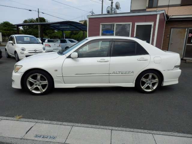 トヨタ アルテッツァ ２．０ ＡＳ２００ Ｚエディション H12年 (関東) 99