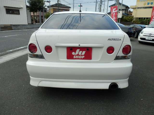 トヨタ アルテッツァ ２．０ ＡＳ２００ Ｚエディション H12年 (関東) 99