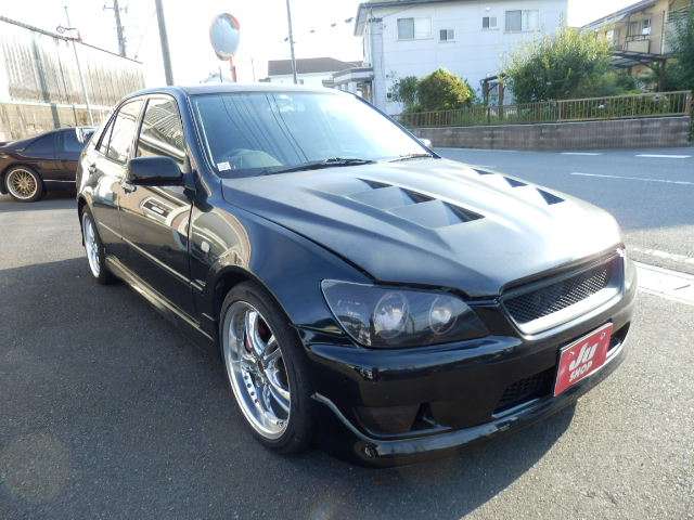 トヨタ アルテッツァ ２．０ ＲＳ２００ Ｚエディション H11年 (関東) 99
