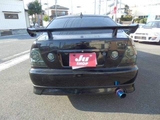 トヨタ アルテッツァ ２．０ ＲＳ２００ Ｚエディション H11年 (関東) 99