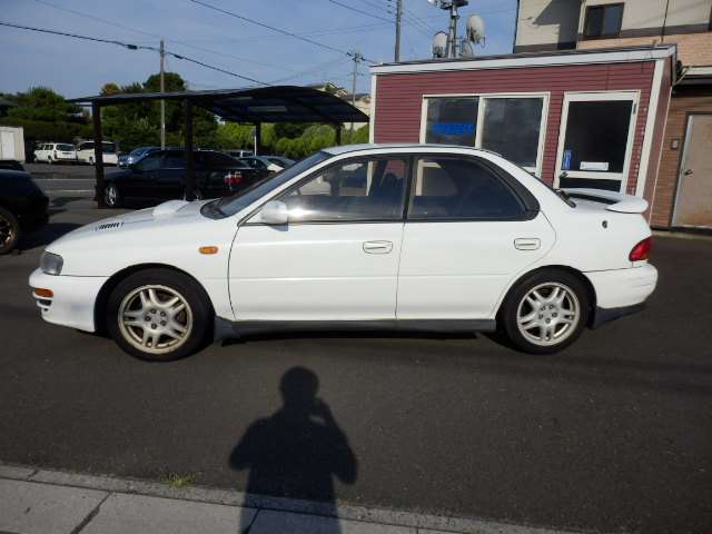スバル インプレッサ ２．０ ＷＲＸ ４ＷＤ H8年 (関東) 99