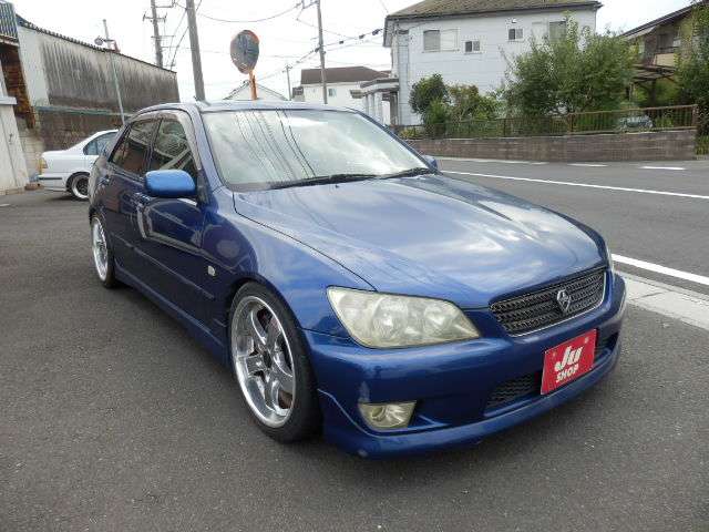 トヨタ アルテッツァ ２．０ ＲＳ２００ リミテッド ナビパッケージ H14年 (関東) 99