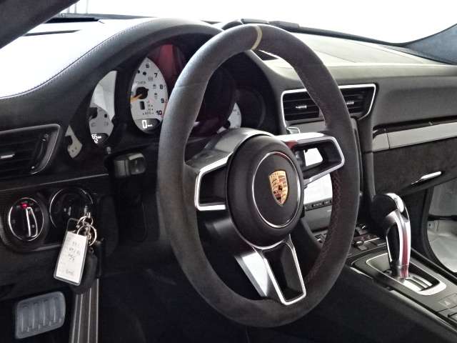 ポルシェ ９１１ ＧＴ３ ＲＳ ＰＤＫ H28年 (甲信越・北陸) 99