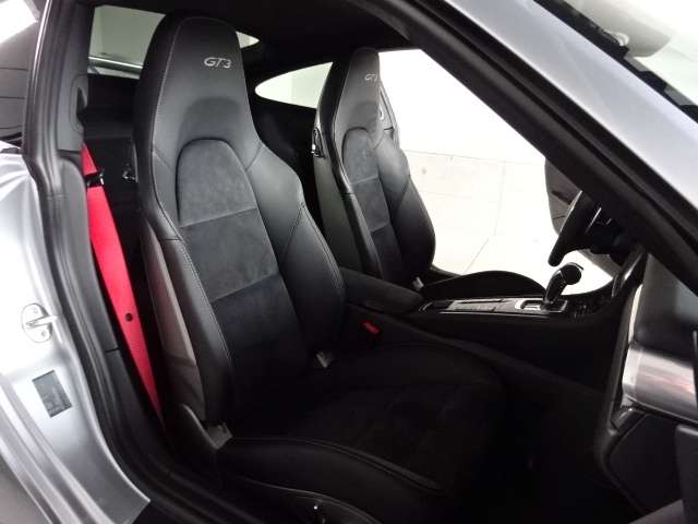 ポルシェ ９１１ ＧＴ３ ＰＤＫ H26年 (甲信越・北陸) 99