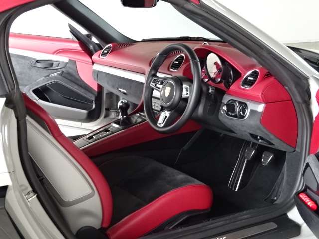 ポルシェ ７１８スパイダー ４．０ R2年 (甲信越・北陸) 99