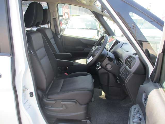 日産 セレナ ２．０ ハイウェイスター Ｖ R3年 (甲信越・北陸) 99