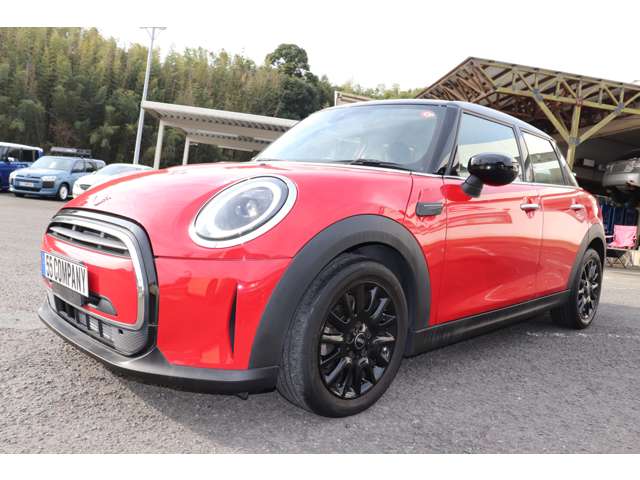 ミニ ミニ クーパーＤ ５ドア プレミアムプラスパッケージ ＤＣＴ R5年 (九州・沖縄) 99