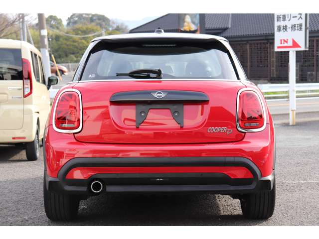 ミニ ミニ クーパーＤ ５ドア プレミアムプラスパッケージ ＤＣＴ R5年 (九州・沖縄) 99