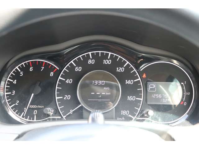日産 ノート １．２ Ｘ ＤＩＧ－Ｓ H25年 (九州・沖縄) 99
