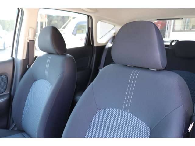 日産 ノート １．２ Ｘ ＤＩＧ－Ｓ H25年 (九州・沖縄) 99