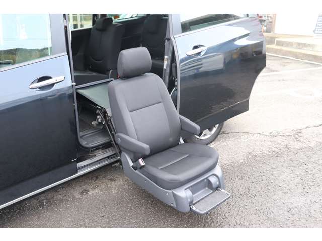 マツダ ビアンテ ２．０ グランツ スカイアクティブ セカンドリフトアップシート車 H26年 (九州・沖縄) 99