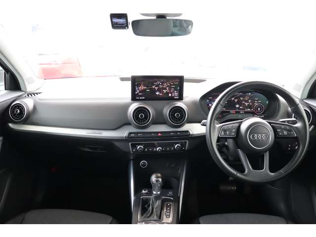 アウディ Ｑ２ １．０　ＴＦＳＩ H29年 (九州・沖縄) 99
