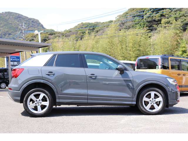 アウディ Ｑ２ １．０　ＴＦＳＩ H29年 (九州・沖縄) 99