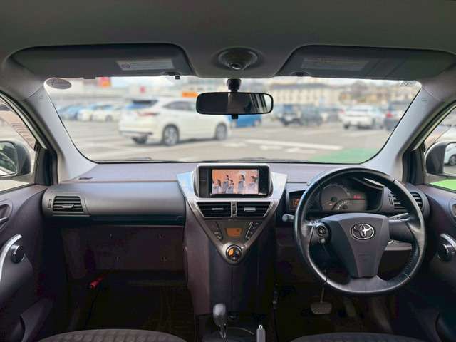 トヨタ ｉＱ １．０ １００Ｇ H21年 (近畿) 99