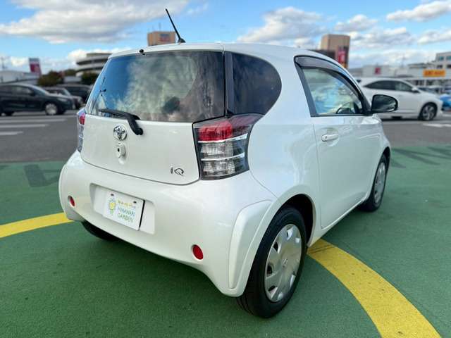 トヨタ ｉＱ １．０ １００Ｇ H21年 (近畿) 99