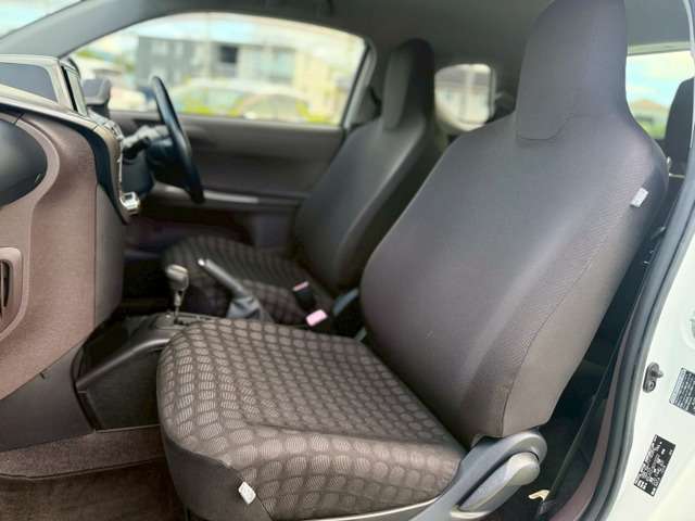 トヨタ ｉＱ １．０ １００Ｇ H21年 (近畿) 99