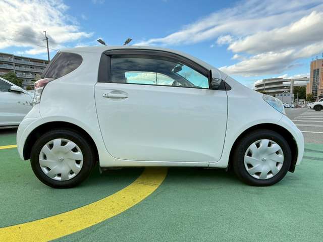 トヨタ ｉＱ １．０ １００Ｇ H21年 (近畿) 99