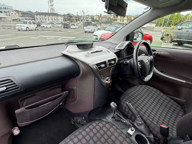 トヨタ ｉＱ １．０ １００Ｇ H20年 (近畿) 99