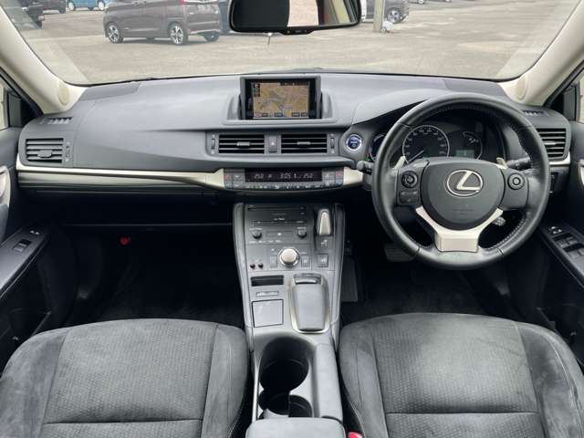 レクサス ＣＴ２００ｈ バージョンＣ H27年 (近畿) 99