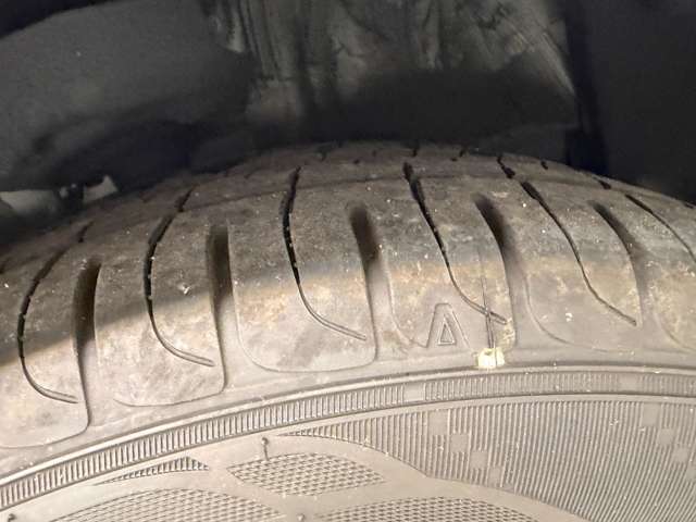 トヨタ プリウス １．８ Ｓ R1年 (近畿) 99