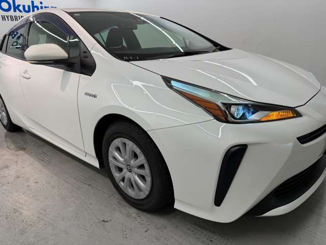 トヨタ プリウス １．８ Ｓ R1年 (近畿) 99