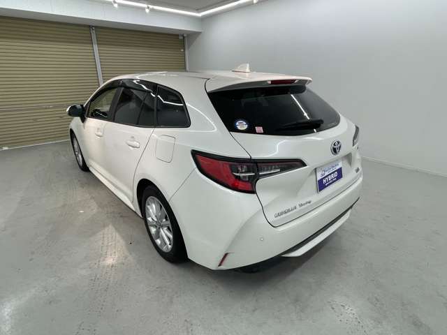 トヨタ カローラ　ツーリング　ハイブリッド １．８ ハイブリッド Ｓ R3年 (近畿) 99