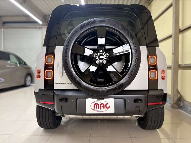 ランドローバー ディフェンダー １１０ Ｘダイナミック ＳＥ ２．０Ｌ Ｐ３００ ４ＷＤ R8年 (近畿) 99