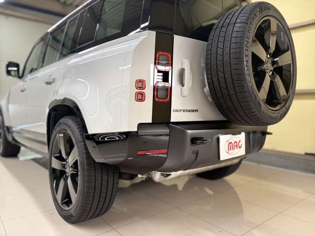 ランドローバー ディフェンダー １１０ Ｘダイナミック ＳＥ ２．０Ｌ Ｐ３００ ４ＷＤ R8年 (近畿) 99