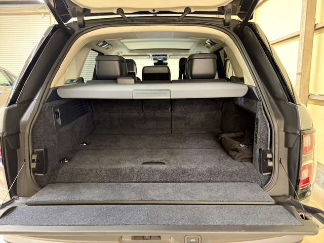 ランドローバー レンジローバー オートバイオグラフィ （ＰＨＥＶ ４０４ＰＳ） ４ＷＤ R3年 (近畿) 99