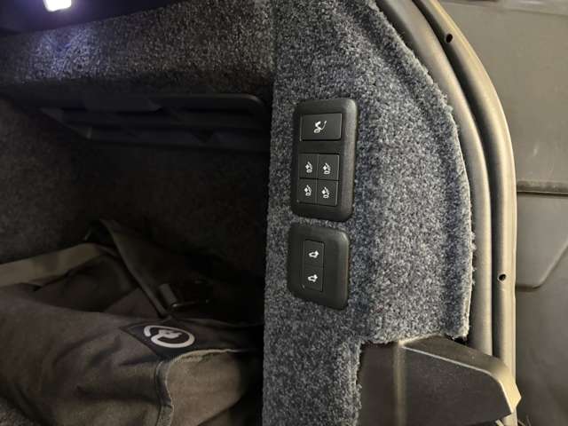 ランドローバー レンジローバー オートバイオグラフィ （ＰＨＥＶ ４０４ＰＳ） ４ＷＤ R3年 (近畿) 99