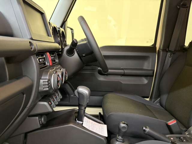 スズキ ジムニー　ノマド １．５ ＦＣ ４ＷＤ R7年 (近畿) 99
