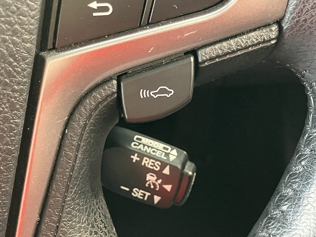 トヨタ クラウン　ハイブリッド ハイブリッド ２．５ Ｓ ブラックスタイル H27年 (近畿) 99