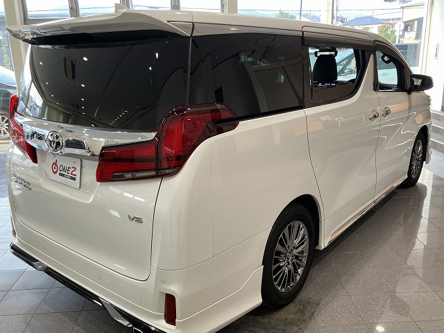 トヨタ アルファード ３．５ エグゼクティブ ラウンジ Ｓ R1年 (近畿) 99