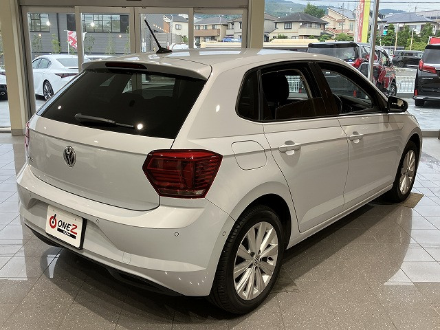 フォルクスワーゲン ポロ ＴＳＩ　ハイライン R1年 (近畿) 99