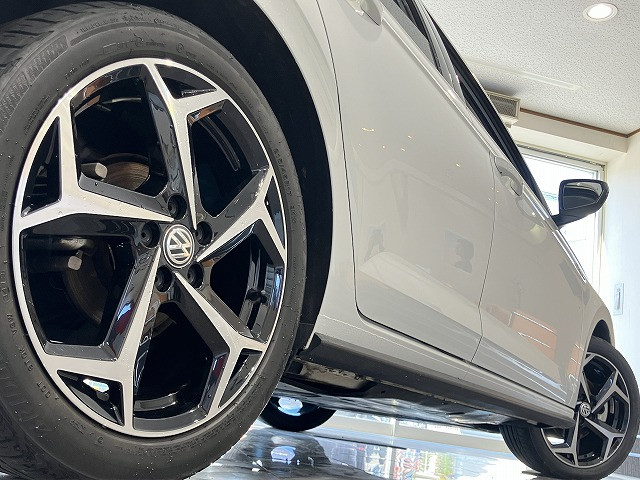 フォルクスワーゲン ポロ ＴＳＩ　Ｒライン R2年 (近畿) 99